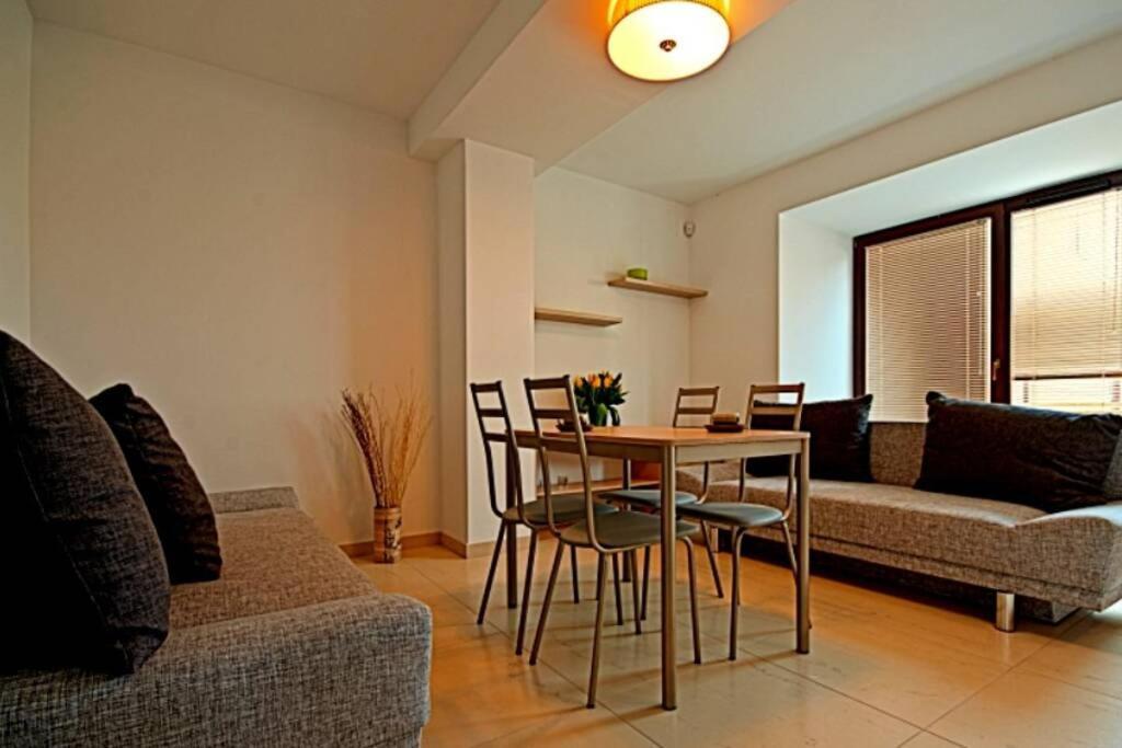 Apartamencik Z Ogrodkiem / Apartment With Garden Sarbinowo Esterno foto